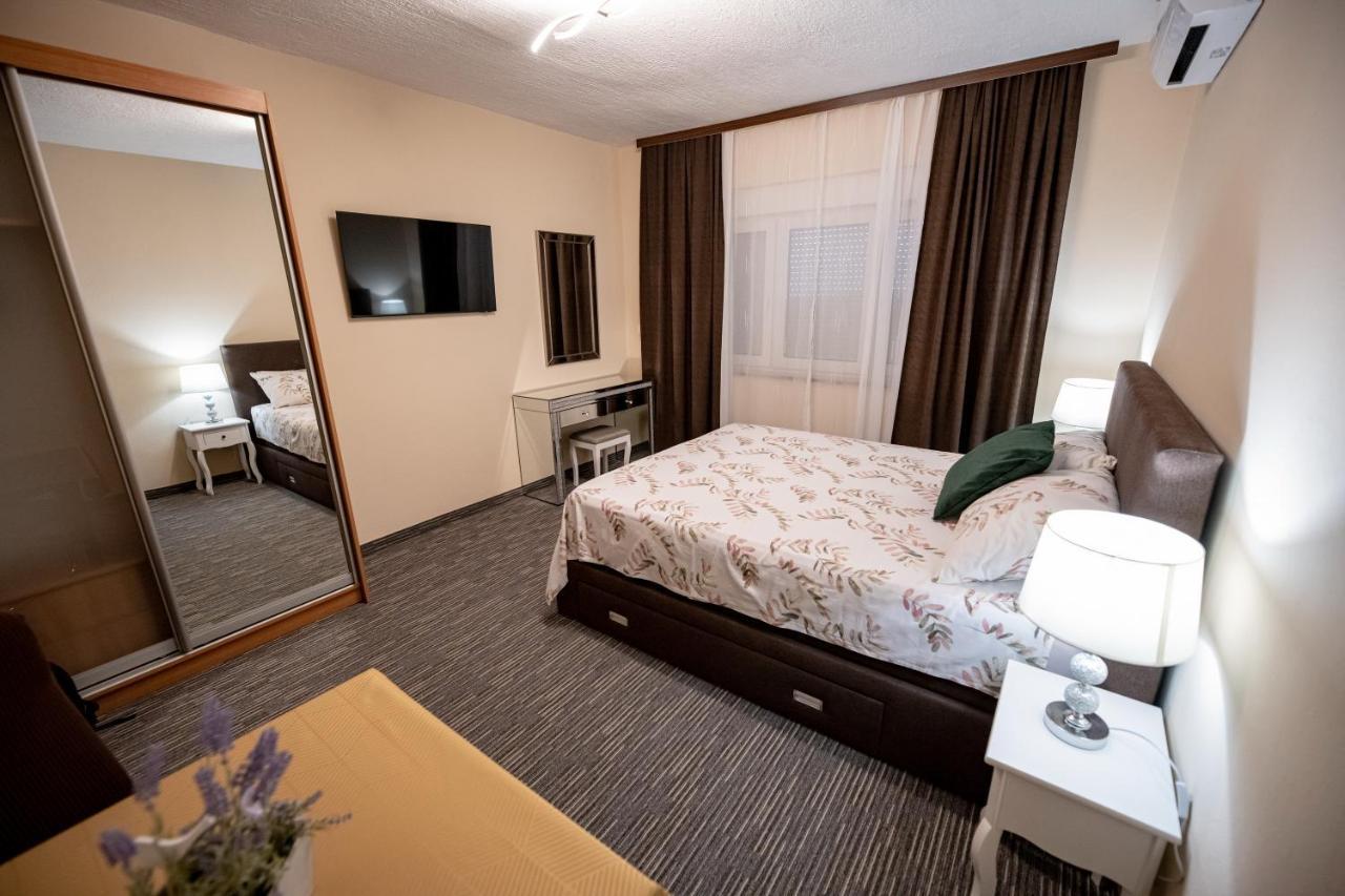 Apartmani Tome Zadar Ngoại thất bức ảnh