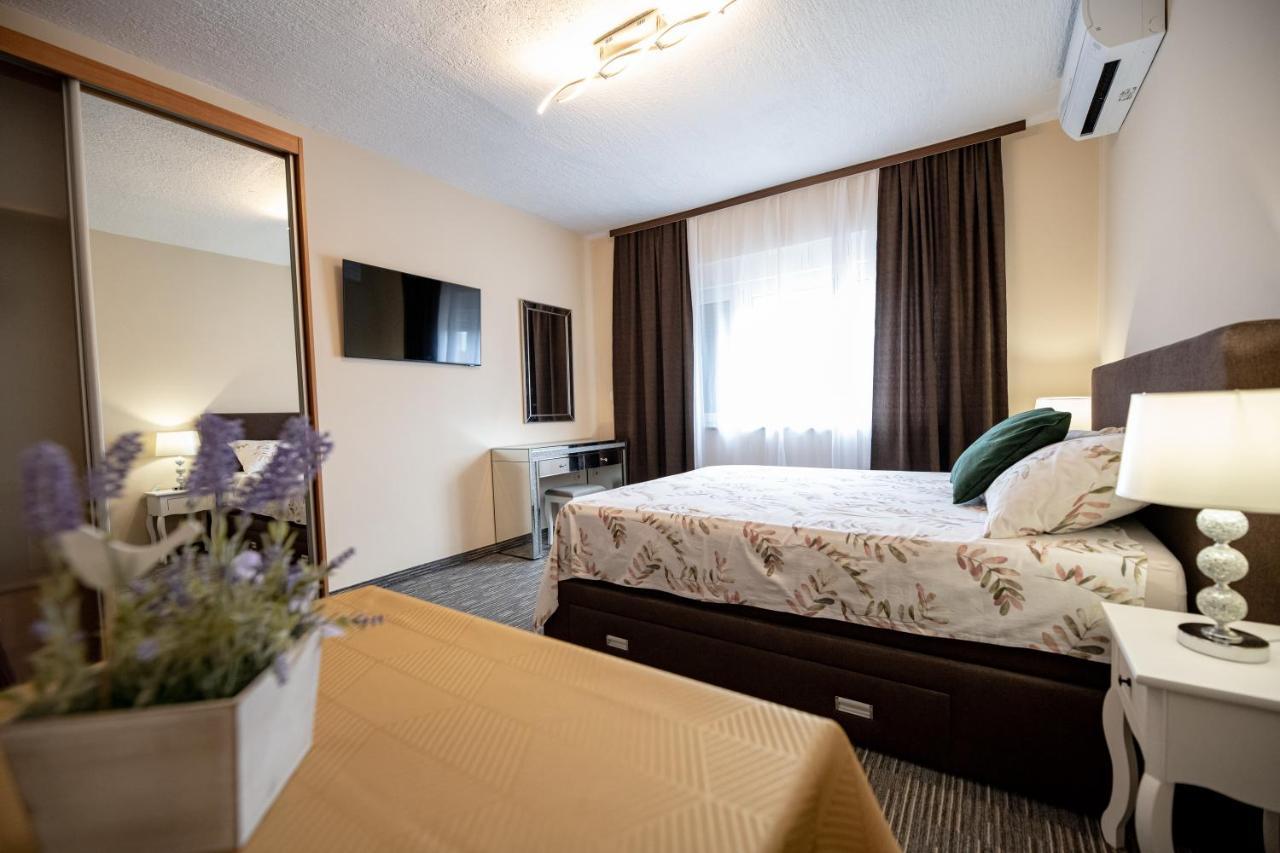 Apartmani Tome Zadar Ngoại thất bức ảnh