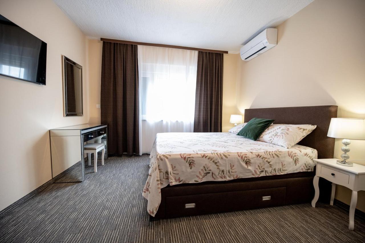 Apartmani Tome Zadar Ngoại thất bức ảnh